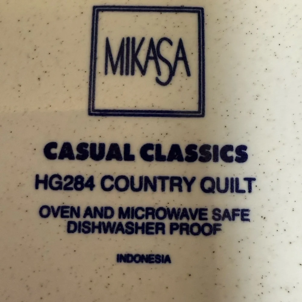 Mikasa Casual Classics Country Quilt dinnerware, rimmed soup bowls